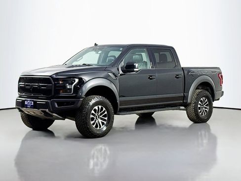 Used 2019 Ford F150 Raptor w/ Equipment Group 802A Luxury AWD/4WD image 3