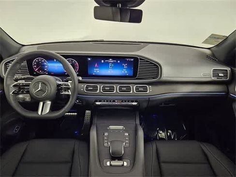 Certified 2025 Mercedes-Benz GLS 450 4MATIC image 15