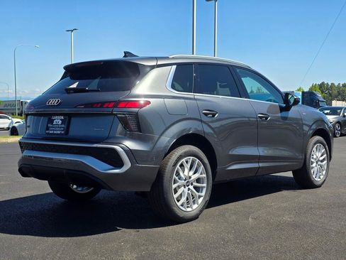 New 2026 Audi Q3 quattro 2.0T AWD/4WD image 5