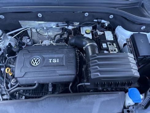 Used 2023 Volkswagen Atlas Cross Sport SE FWD image 12
