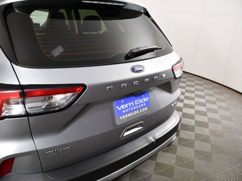 Used 2022 Ford Escape S AWD/4WD image 15