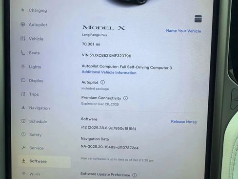 Used 2021 Tesla Model X Long Range image 25