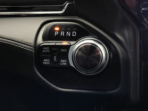 Used 2022 RAM 1500 Limited w/ Body Color Bumper Group image 50