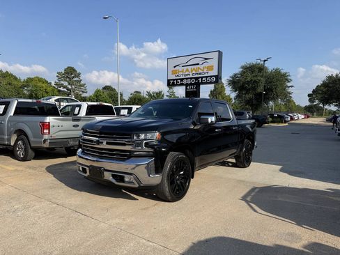Used 2021 Chevrolet Silverado 1500 LTZ w/ LPO, Dark Essentials Package AWD/4WD image 3