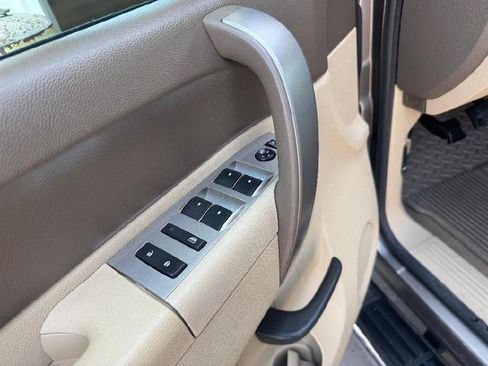 Used 2013 GMC Sierra 1500 SLE w/ Power Tech Package RWD image 19