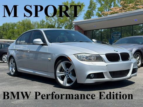 Used 2011 BMW 335i xDrive Sedan AWD/4WD image 1