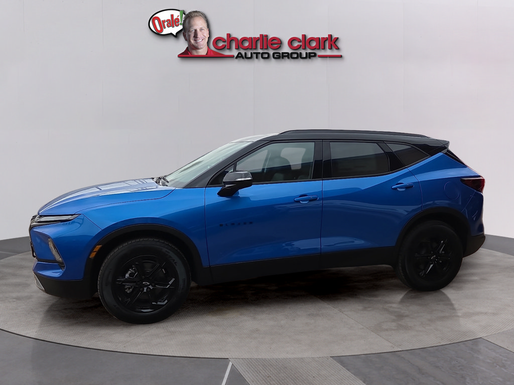 New 2026 Chevrolet Blazer LT w/ Sound & Technology Package AWD/4WD image 2