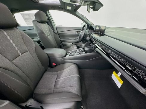 New 2026 Honda Accord Sport image 39