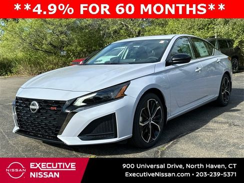 New 2025 Nissan Altima 2.5 SR w/ SR Premium Package image 5