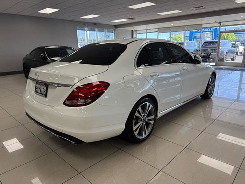 Used 2018 Mercedes-Benz C 300 Sedan image 2