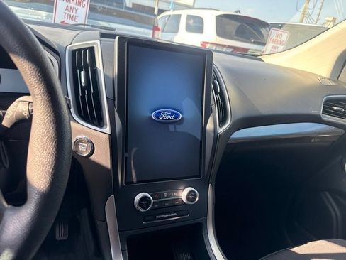 Used 2021 Ford Edge SE FWD image 10