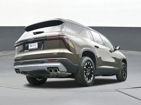 Used 2024 Chevrolet Traverse Z71 w/ Enhanced Driving Package image 50