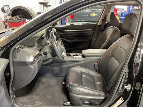 Used 2023 Nissan Altima 2.5 SL image 8