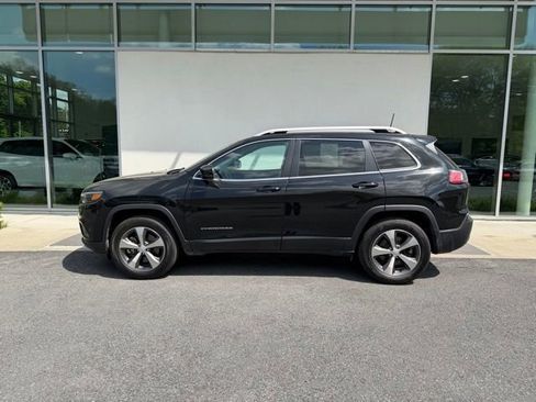 Used 2020 Jeep Cherokee Limited AWD/4WD image 2