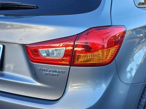 Used 2014 Mitsubishi Outlander Sport ES image 31