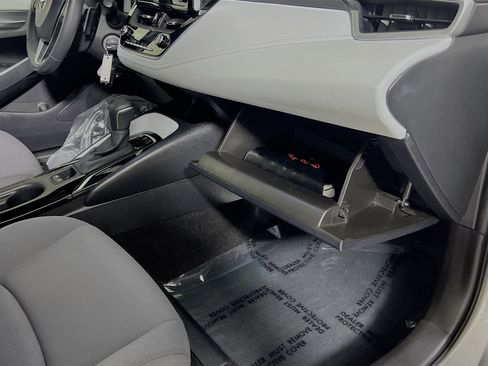 Used 2021 Toyota Corolla SE FWD image 35