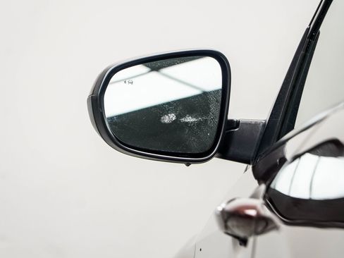 Used 2022 Chevrolet TrailBlazer LT w/ Convenience Package image 14