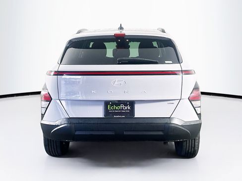 Used 2024 Hyundai Kona SEL AWD/4WD image 7