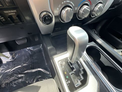 Used 2018 Toyota Tundra SR5 w/ TRD Off Road Package AWD/4WD image 21