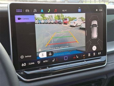 New 2025 Volkswagen Tiguan SE image 15