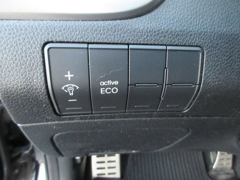 Used 2016 Hyundai Elantra GT w/ Option Group 02 FWD image 23