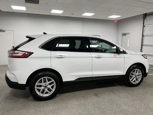 Used 2024 Ford Edge SEL image 14