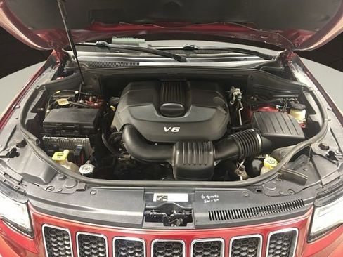 Used 2014 Jeep Grand Cherokee Overland image 28