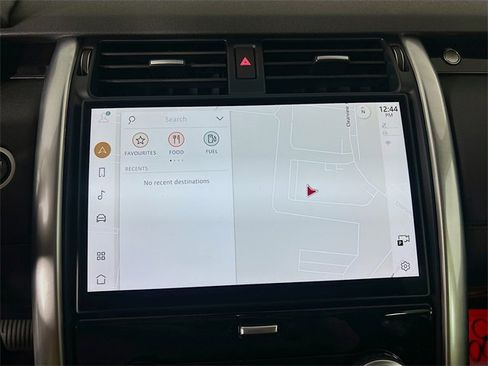 Used 2024 Land Rover Discovery S image 16