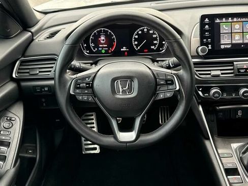 Used 2019 Honda Accord Sport image 14