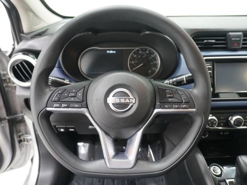 Used 2023 Nissan Versa SV FWD image 15