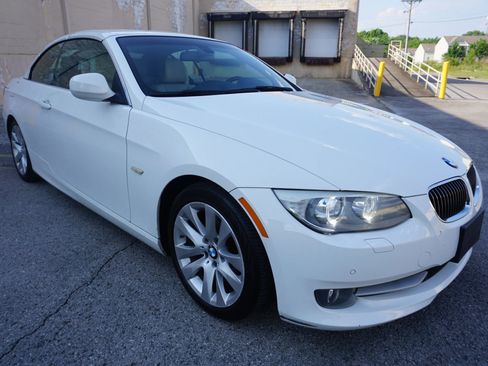 Used 2013 BMW 328i Convertible RWD image 5