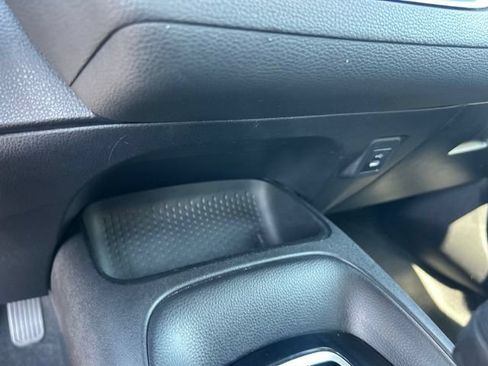 Used 2024 Toyota Corolla LE FWD image 25