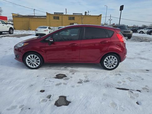 Used 2014 Ford Fiesta SE w/ Equipment Group 201A image 8