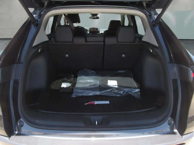 Certified 2025 Acura ADX AWD image 9