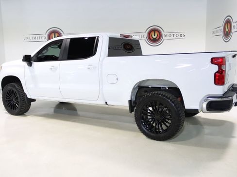 Used 2026 Chevrolet Silverado 1500 LT w/ Z71 Off-Road Package AWD/4WD image 3