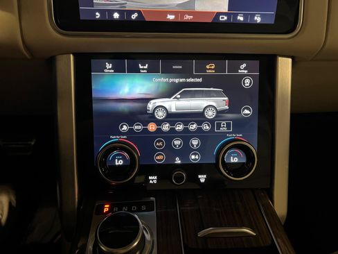 Used 2021 Land Rover Range Rover P525 Westminster Edition AWD/4WD image 19
