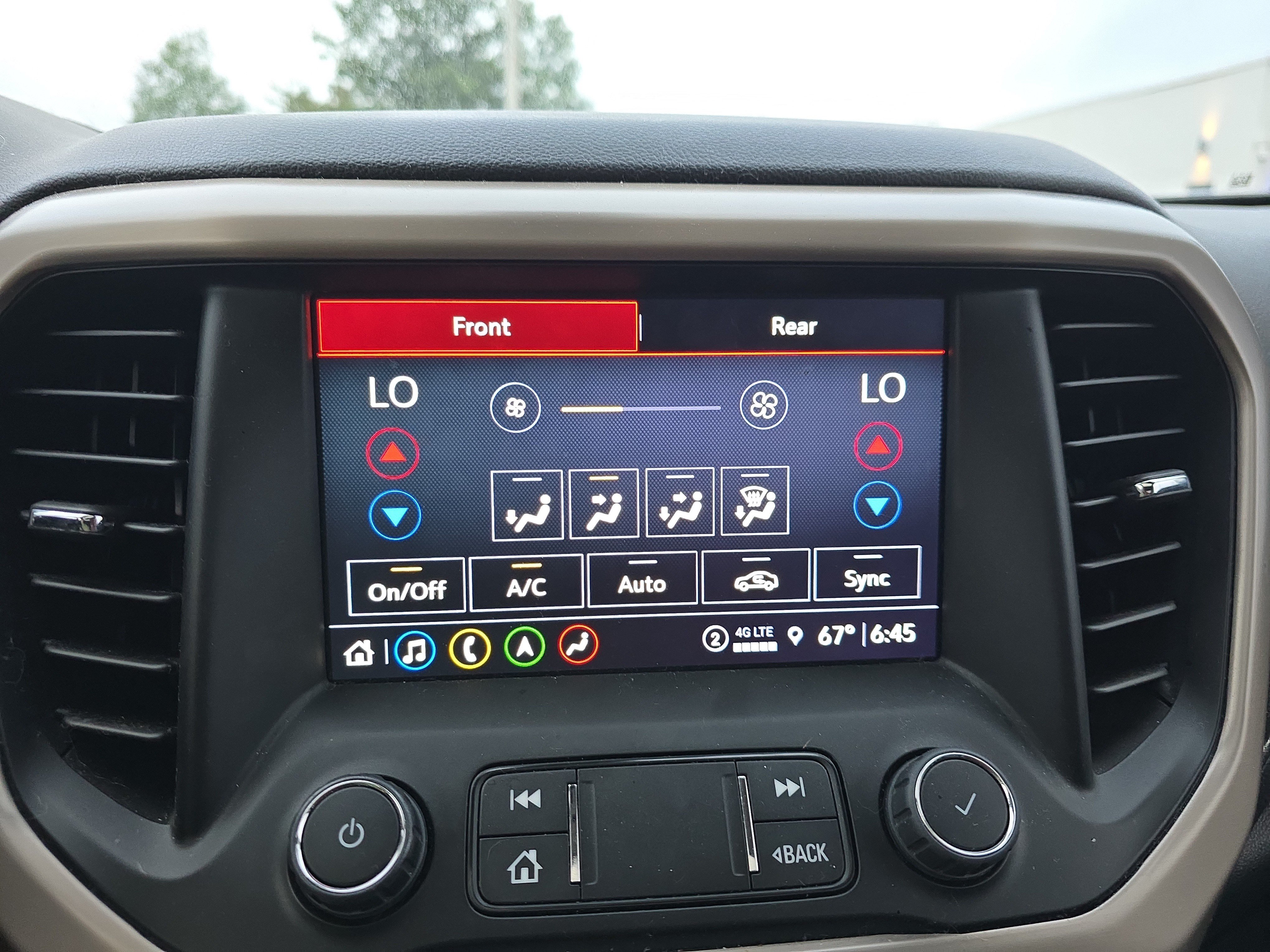 Used 2023 GMC Acadia Denali w/ Denali Technology Package AWD/4WD image 39