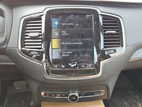 Used 2021 Volvo XC90 T6 Inscription w/ Lounge Package image 9