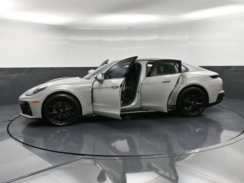 New 2026 Porsche Panamera 4 image 36
