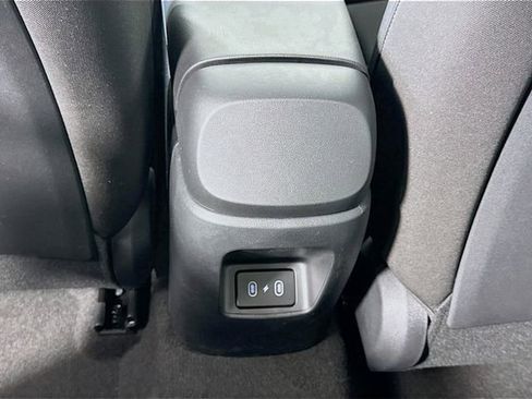 New 2025 Hyundai Elantra SEL FWD image 21