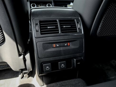 Used 2025 Jaguar F-PACE R-Dynamic S image 16