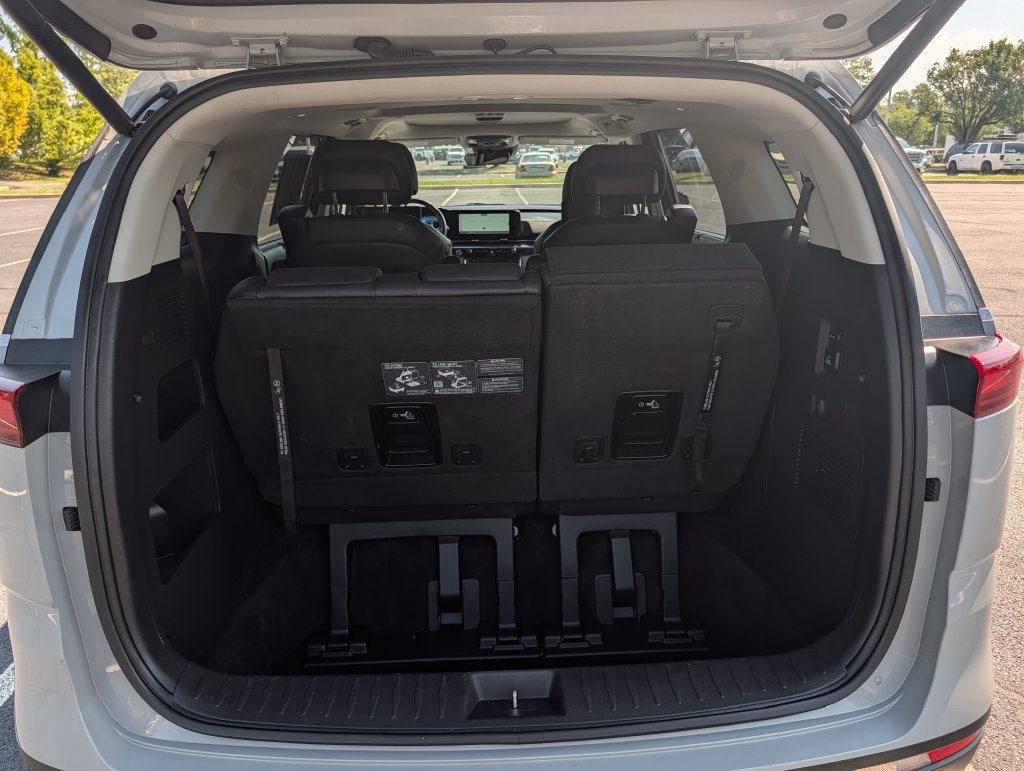 Used 2024 Kia Carnival SX Prestige FWD image 20