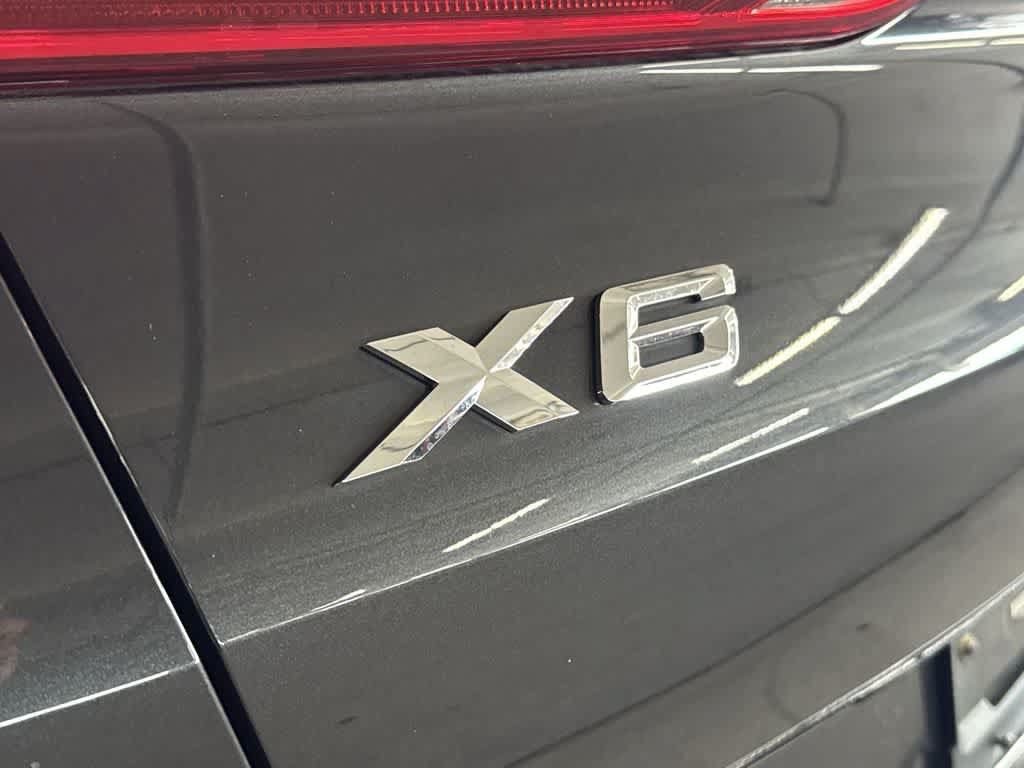 Used 2023 BMW X6 xDrive40i AWD/4WD image 11