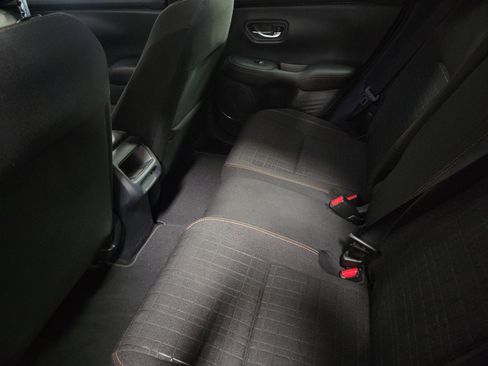 Used 2025 Honda HR-V Sport image 10