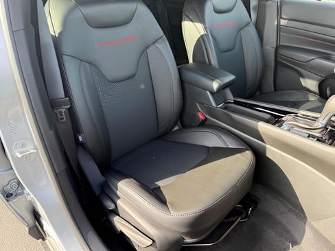 New 2026 Jeep Compass Trailhawk AWD/4WD image 13