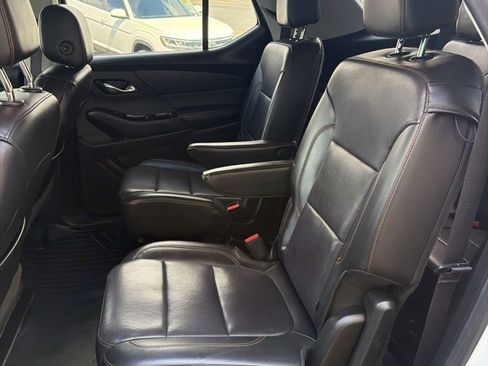 Used 2019 Chevrolet Traverse Premier AWD/4WD image 32