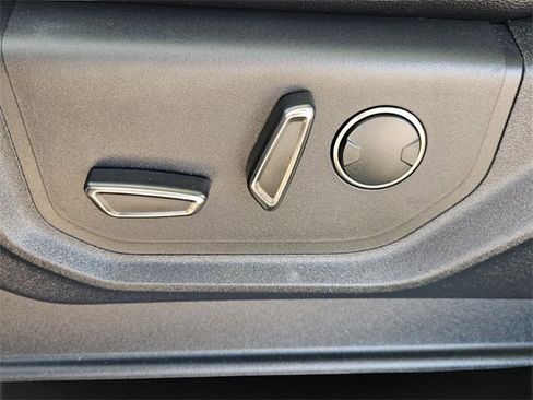 Used 2020 Ford F150 Raptor w/ Equipment Group 802A Luxury image 5