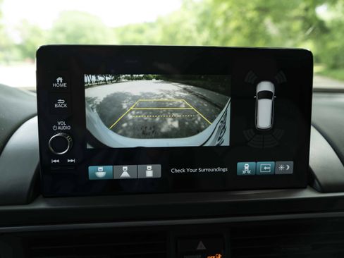 Used 2024 Honda Pilot EX-L image 31