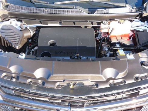 Used 2021 Chevrolet Traverse Premier image 14