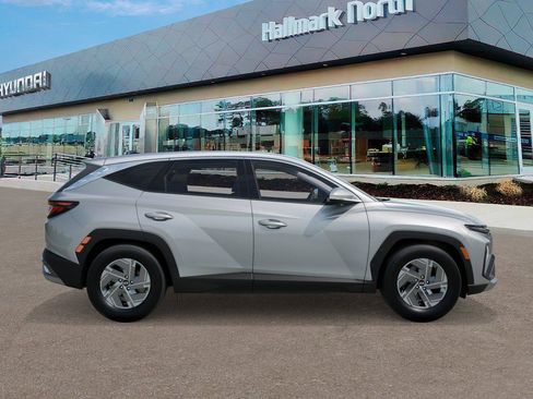 New 2026 Hyundai Tucson Blue SE AWD/4WD image 7